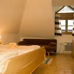 Apartamento Dorf In Der Stadt