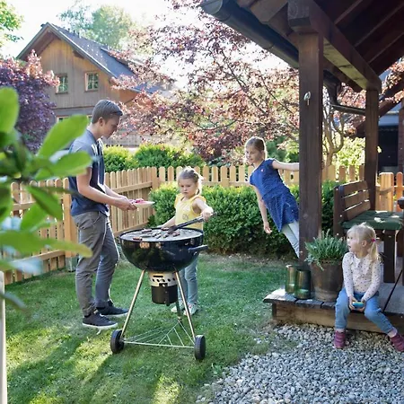 Διαμέρισμα Dorf In Der Stadt *