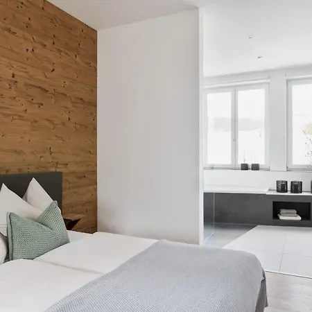 Διαμέρισμα Dorf In Der Stadt *