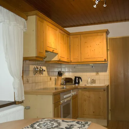 Διαμέρισμα Dorf In Der Stadt *