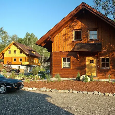 Διαμέρισμα Dorf In Der Stadt *